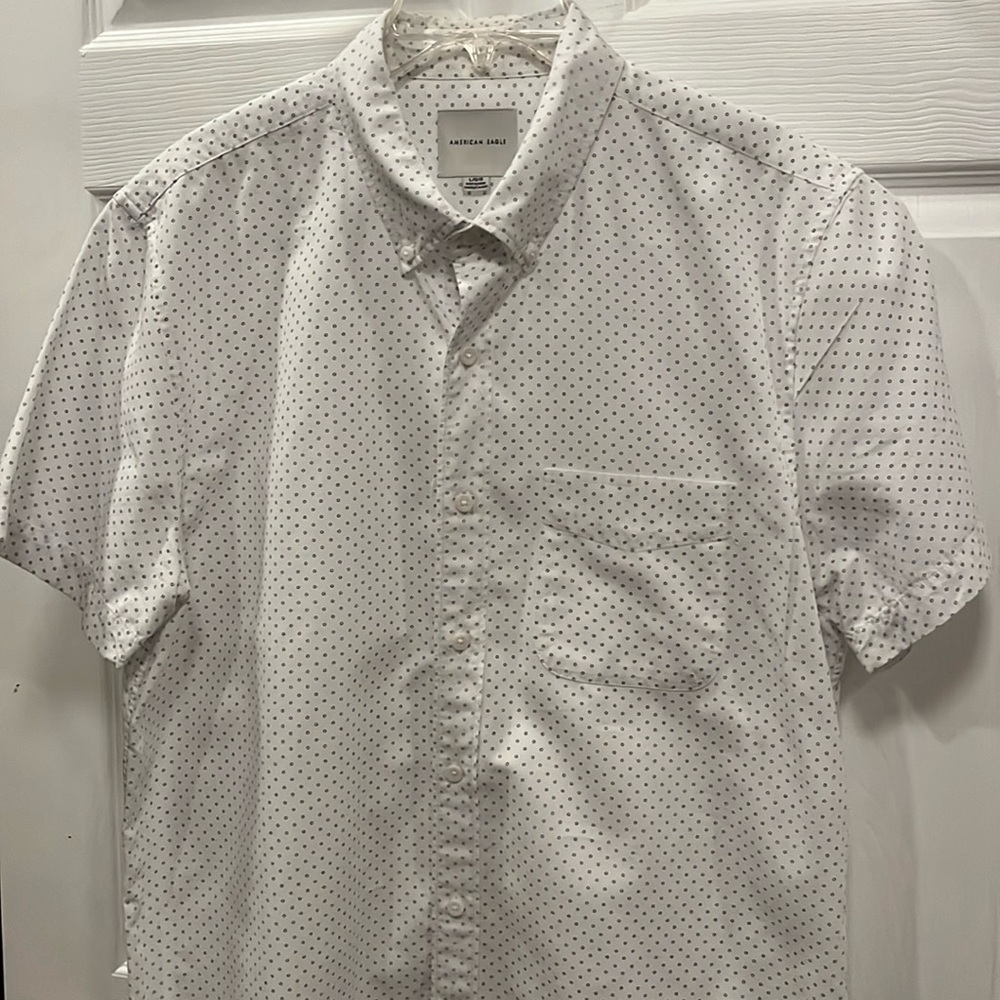 American Eagle shirt! - Picture 2 of 7